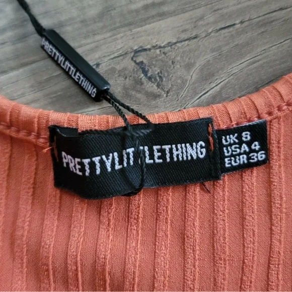 PrettyLittleThing Rust Ribbed Tank Top - Picture 3 of 6